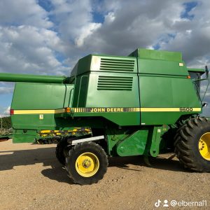 Trilladora John Deere 9600